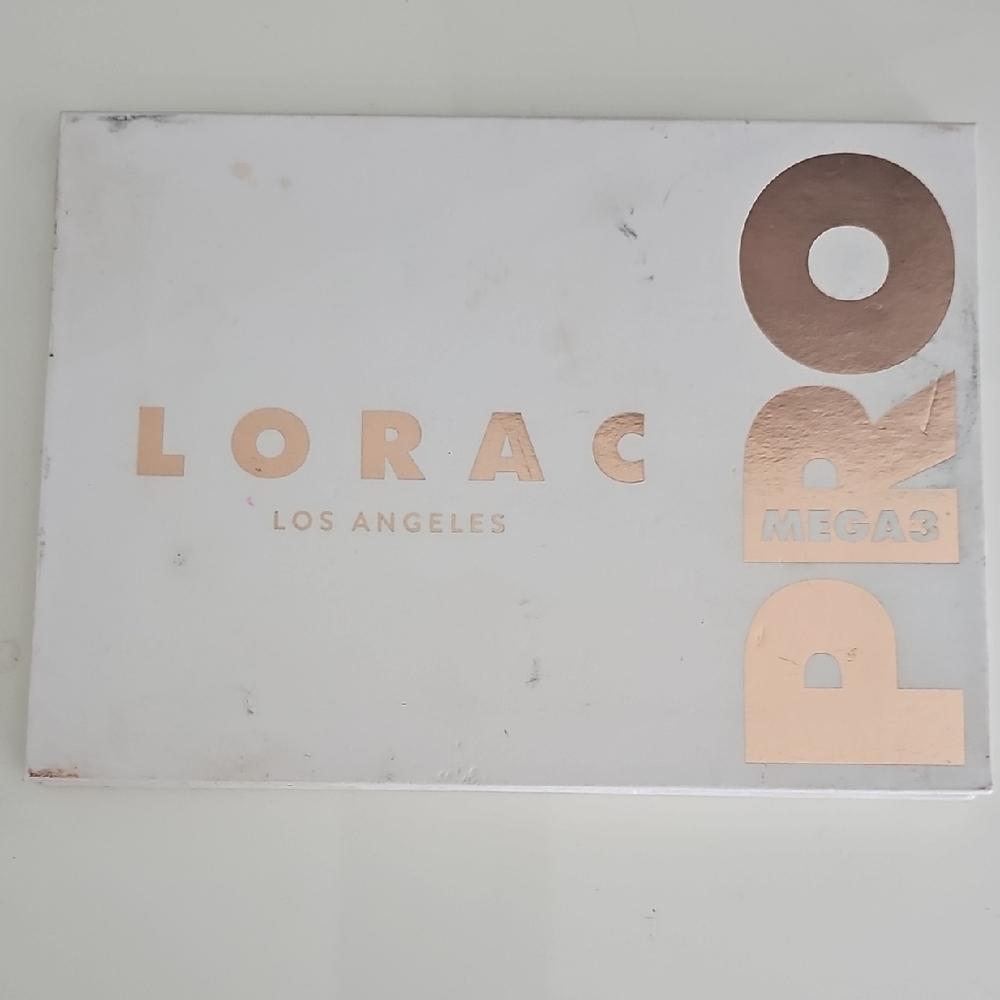 LORAC Los Angeles Mega Pro 3 Palette in White and Gold